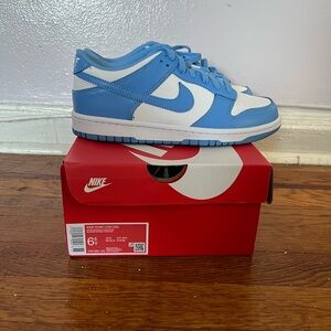 *NWT* Nike Dunk Low GS - White/University Blue - Size 6.5